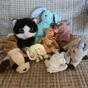TY Beanie Baby Lot Goochy Bernie Batty Hippity Goatee Seamore 90s Vintage Set 8